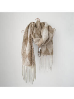 Tan and Cream Diamond Argyle Oversized Scarf with Fringe
